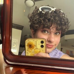 Meet your Posher, Sunny